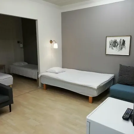 מלון Turistihovi 3*